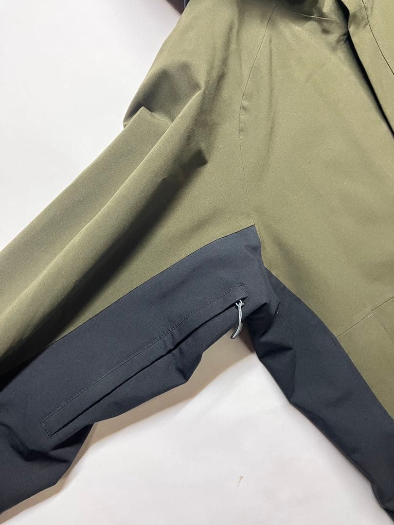 美品 Phenix フェニックス メンズ スキージャケット カーキ×ブラックXL