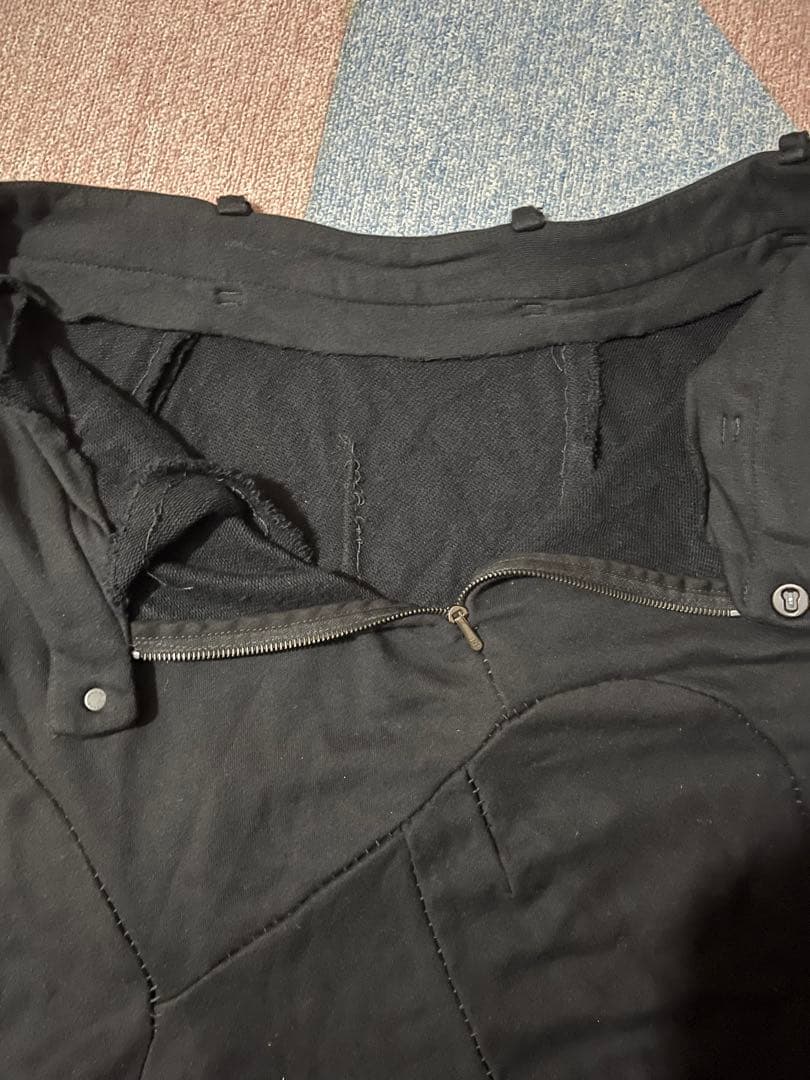 パンツ Leon Emanuel Blanck Distortion Shorts