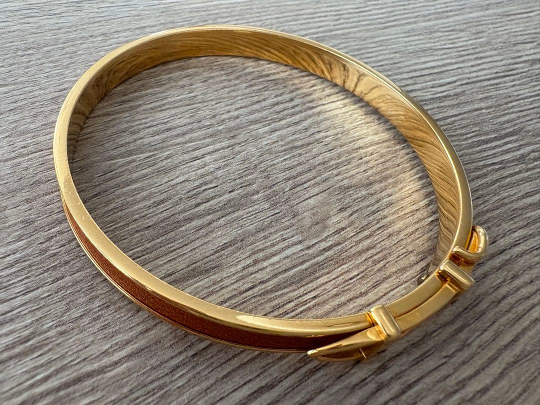 HERMES ベルトモチーフバングル
