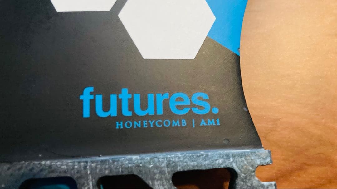 futures AM1 honeycomb トライフィン