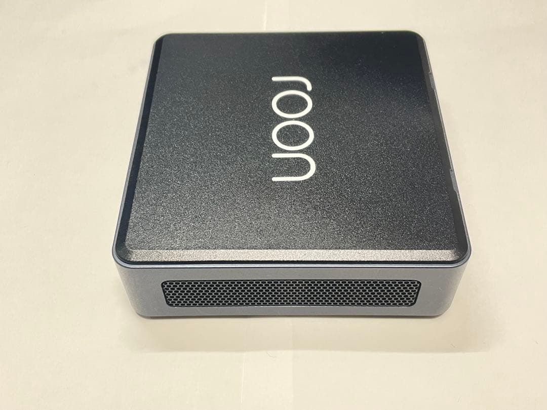 その他 Roon ROCK Core i5 BKNUC8v5PNK 8GB