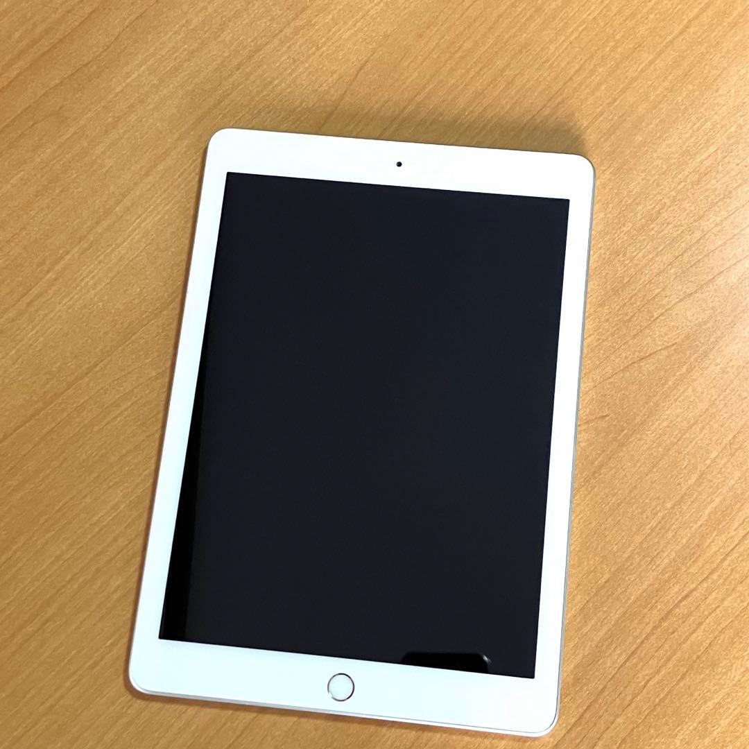 iPad 第5世代128GB Wi-Fiモデル A1822 スペースグレイ