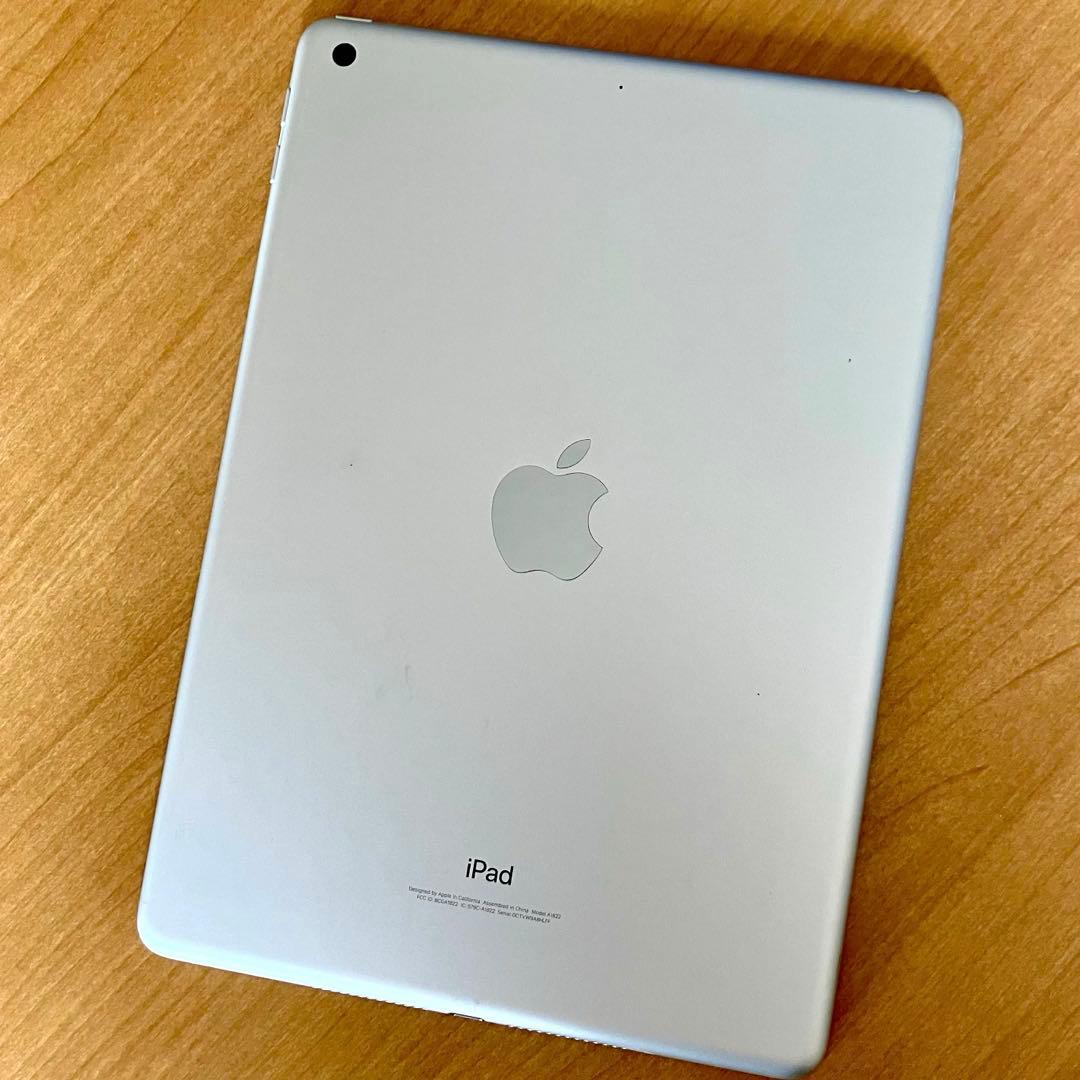 iPad 第5世代128GB Wi-Fiモデル A1822 スペースグレイ