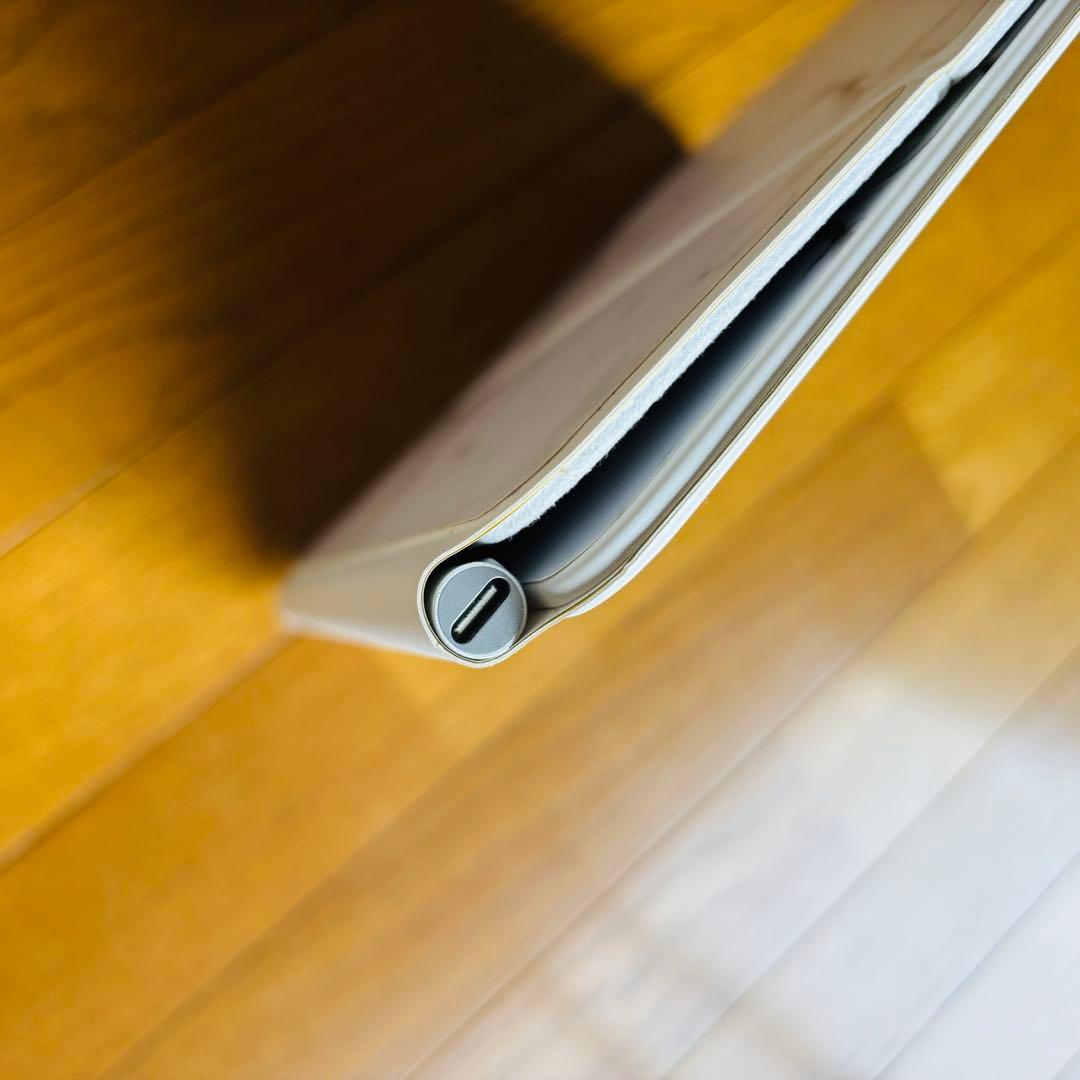 T*a様 【箱あり新品同様】Magic keyboard 12.9iPad用 M