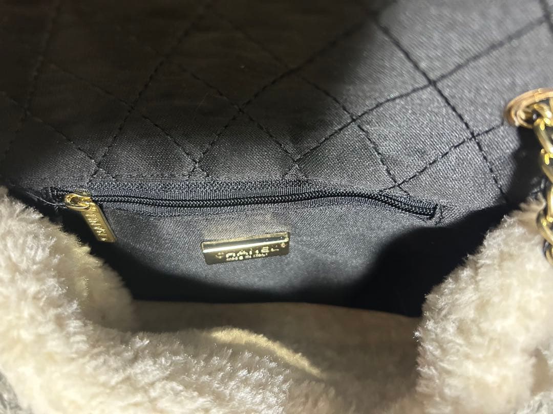 ⑨ノベルティ　ファー　ショルダー