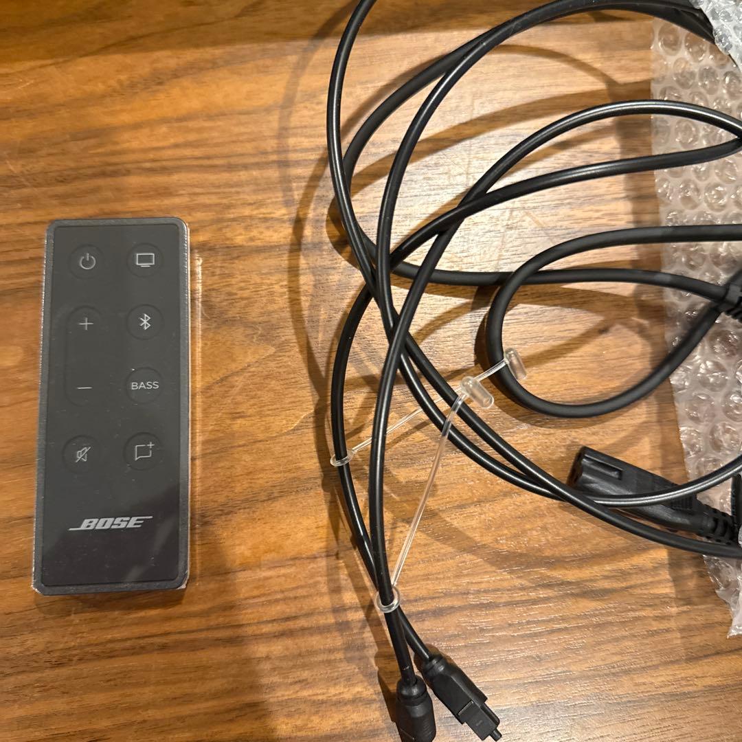 最新型Bose TV Speaker ほぼ未使用備品！