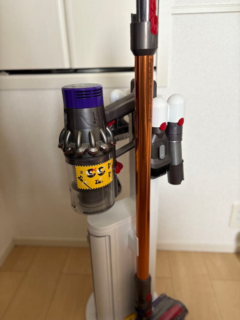 掃除機・クリーナー Dyson V10(SV12) Fluffy