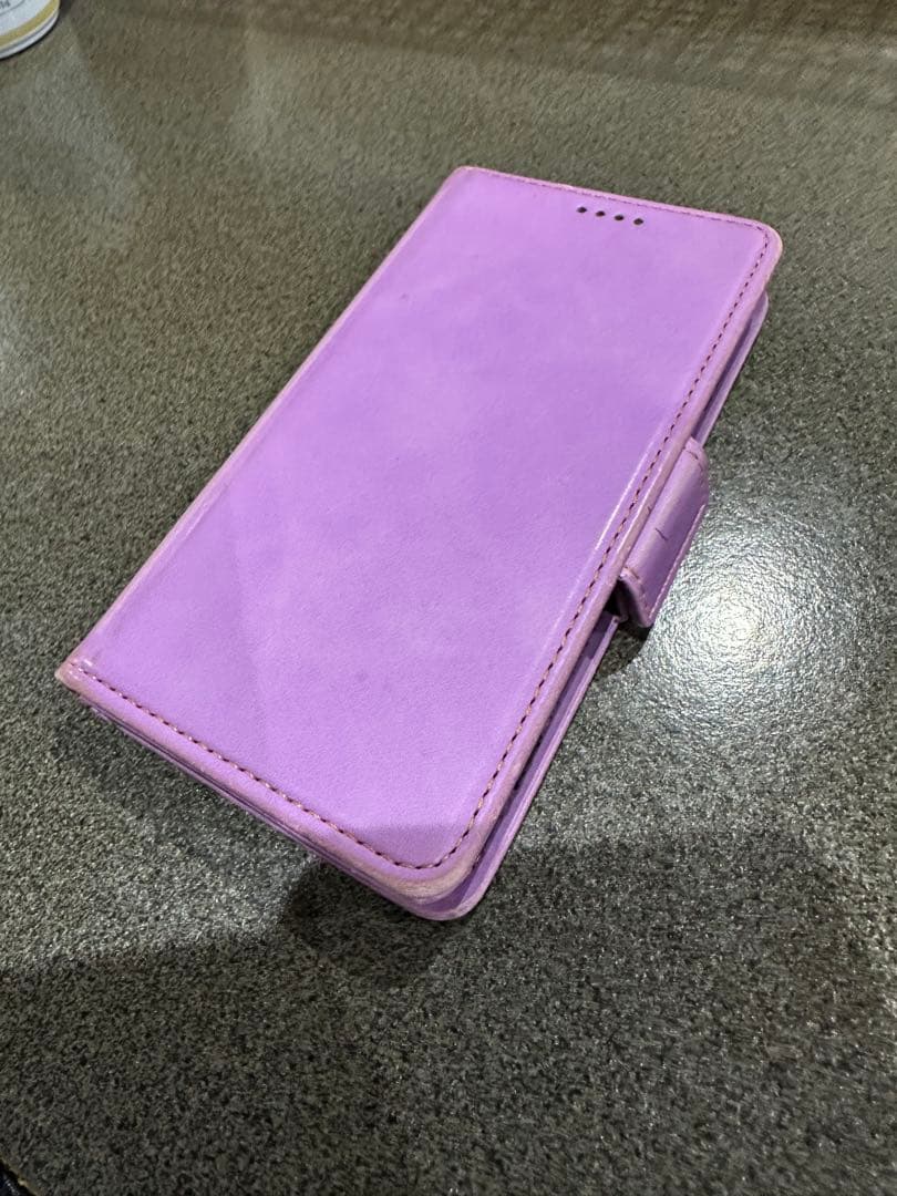 iPhone 8 ⭐︎手帳型ケース付き