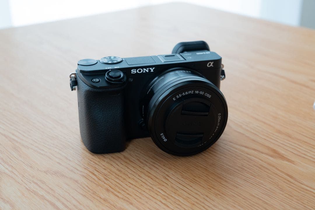 【値下げ】SONY α6400 ダブルズームレンズキット（2024年製）