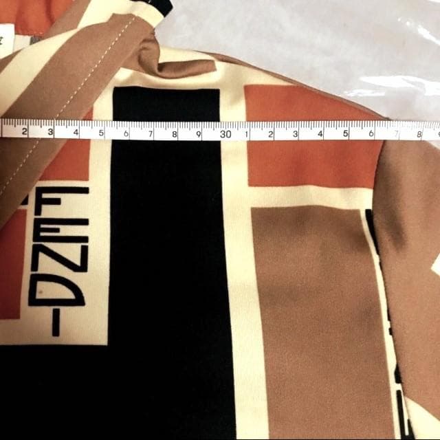 高級FENDI フェンディポロシャツ　ズッカ柄FFロゴ　総柄　44