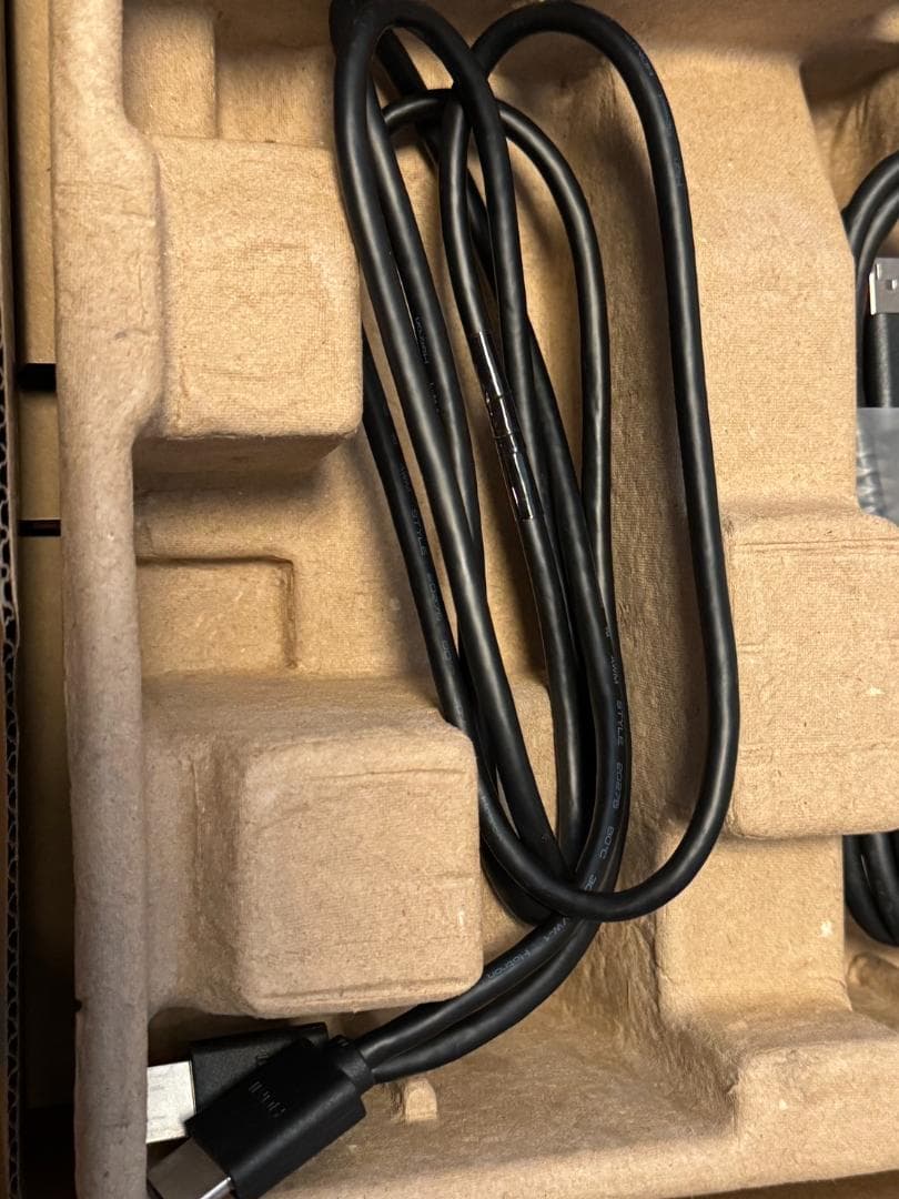 P2424HT Dell Pro 24 Plus タッチ USB-C モニター