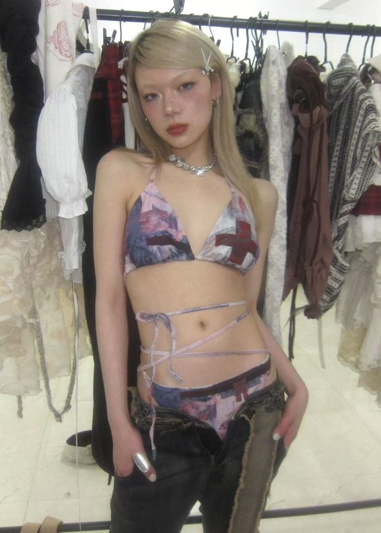 NO ROMANCE 禁断ロマンスシリーズY2Kギャルストラップビキニ水着セット