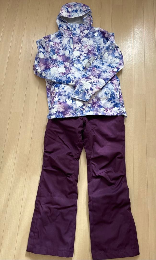 お年玉企画！レディーススノーボードウェアセット