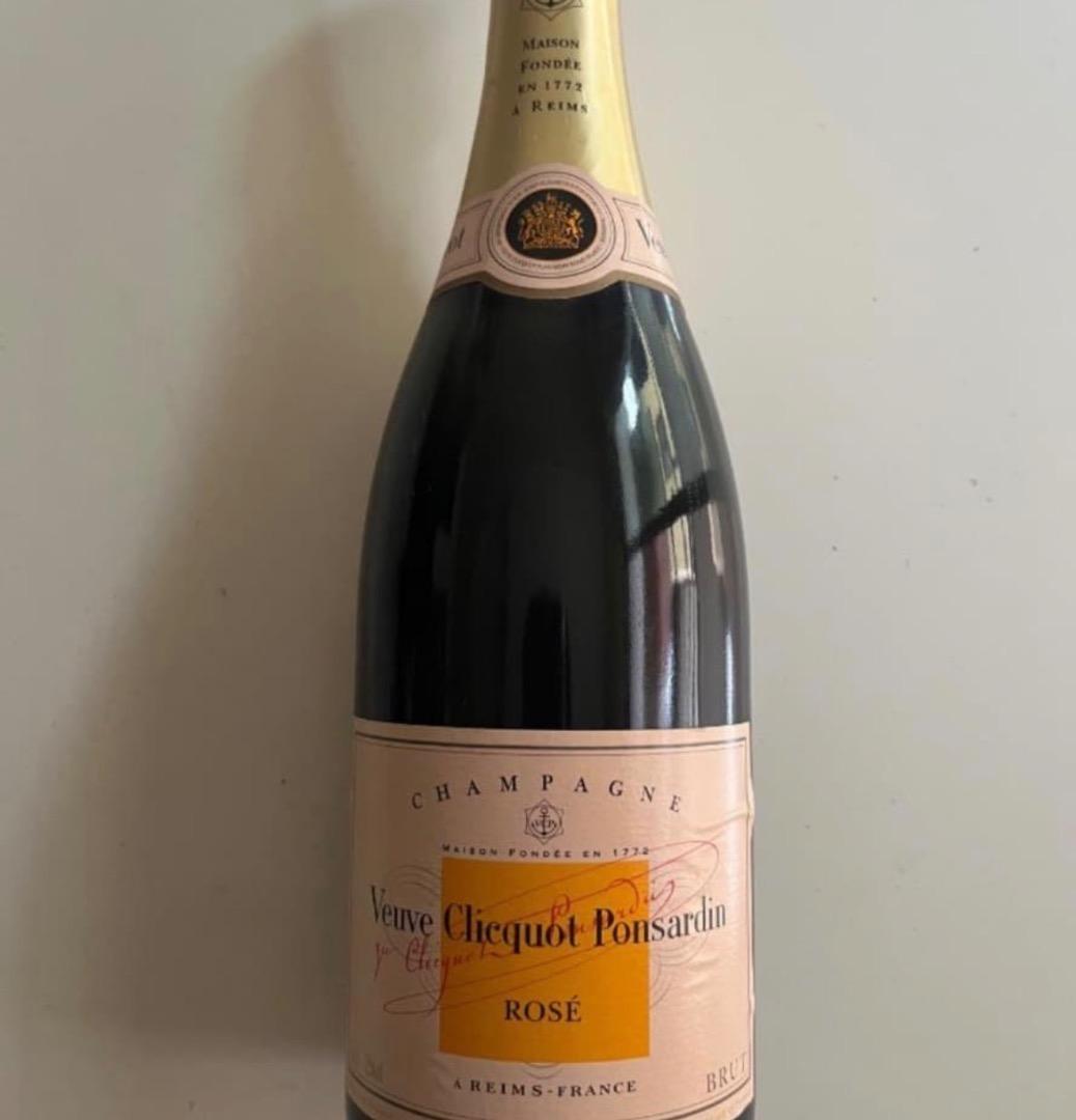Veuve Clicquot Ponsardin ラベル