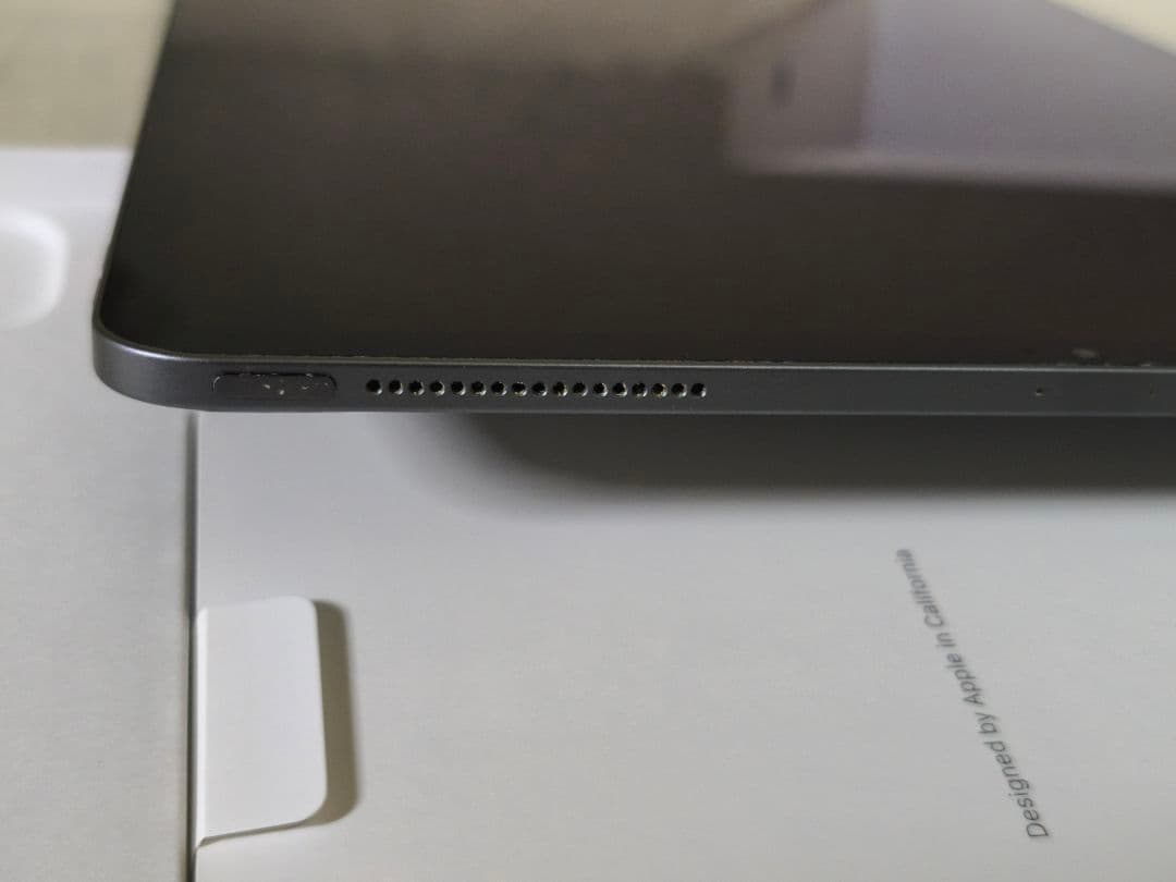 iPad Pro 12.9インチ　第4世代　Wifi 128GB スペースグレー