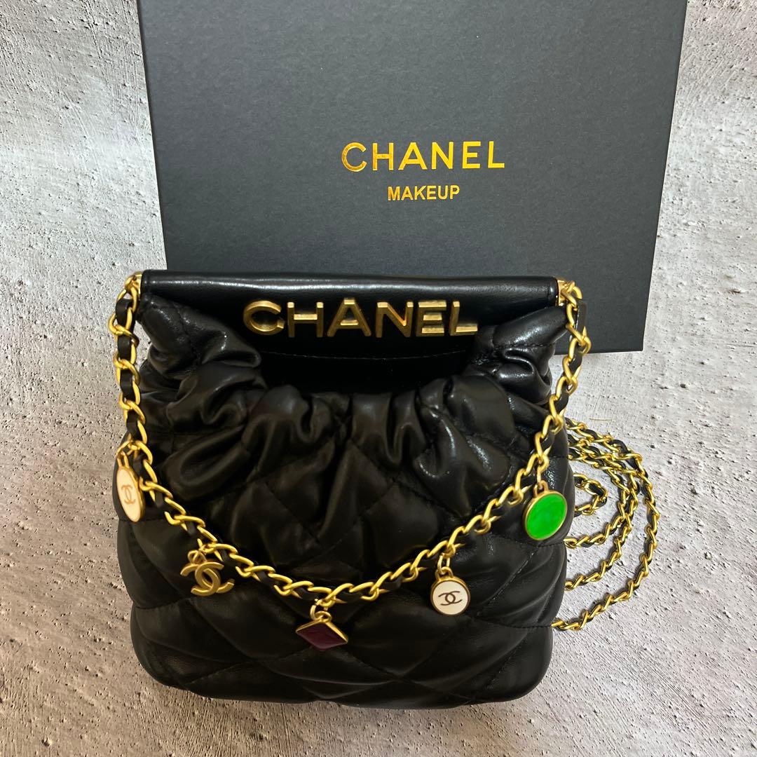 【新品未使用】CHANEL ブラック ショルダーバッグ