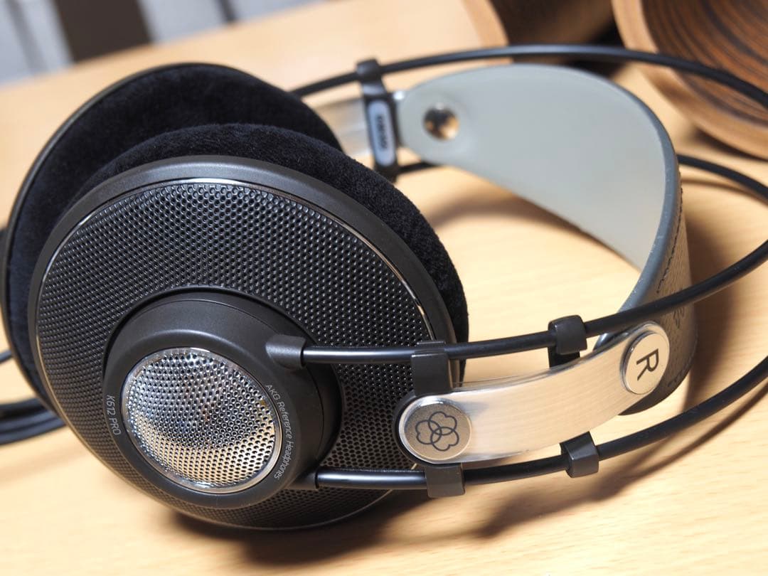 AKG K612 PRO モニターヘッドフォン