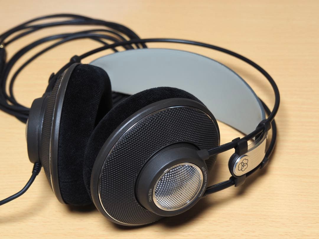 AKG K612 PRO モニターヘッドフォン