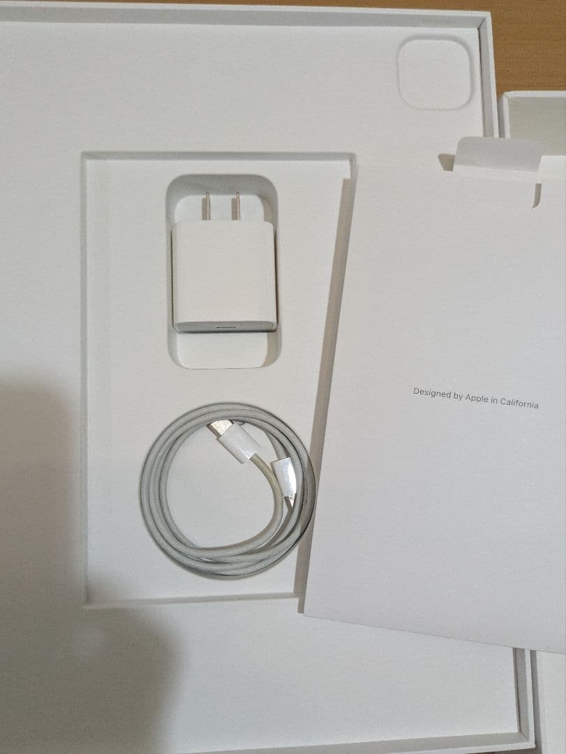 Apple iPad Pro12.9 M1 256GB wifi　美品