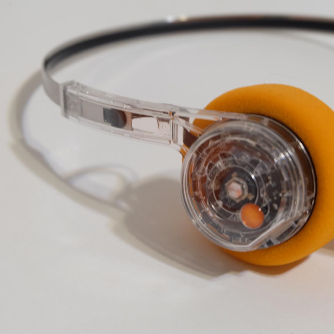 【GINさん】MONDOワイヤレスヘッドホン 色パターン切替可 M1012