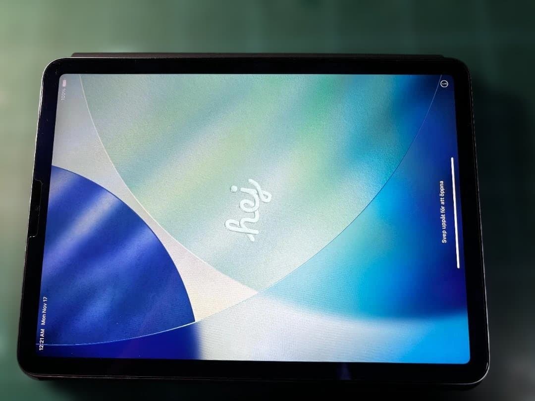 iPad air 第５世代　64G　Omikamo マジックキーボード付き