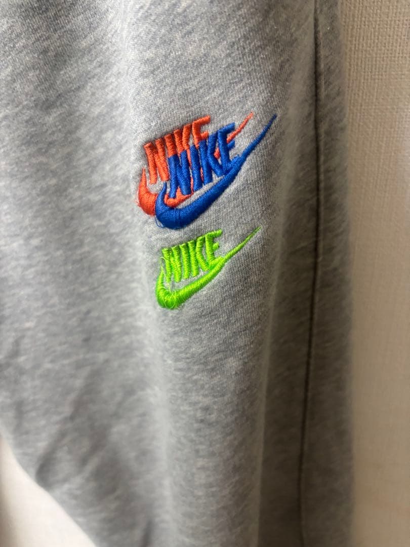 Nike グレー スウェットセットアップ