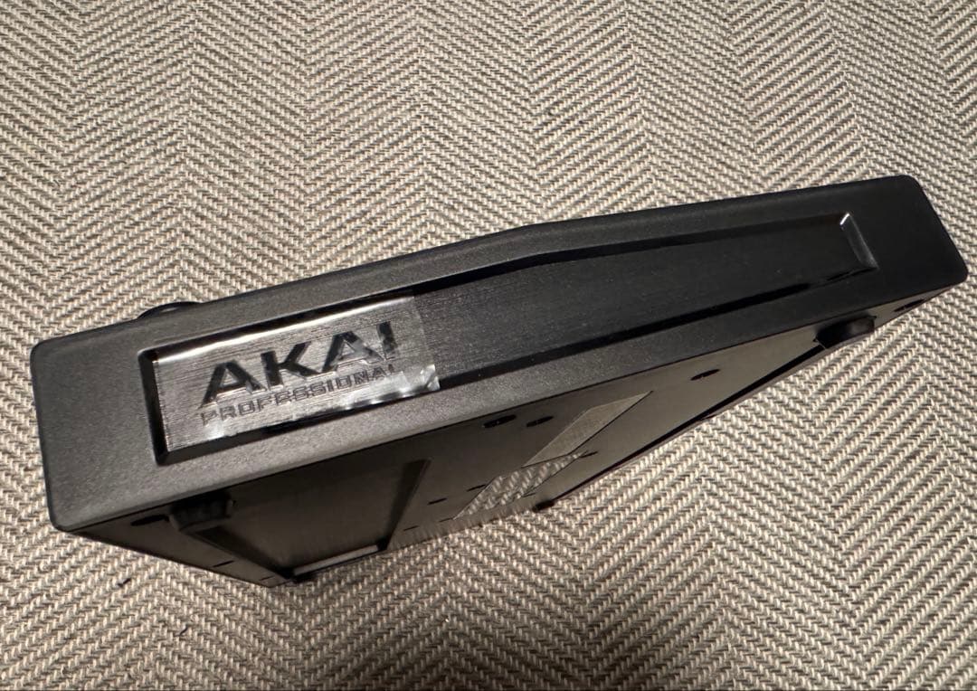 【美品】AKAI MPK mini グレー 25鍵 MIDIキーボード