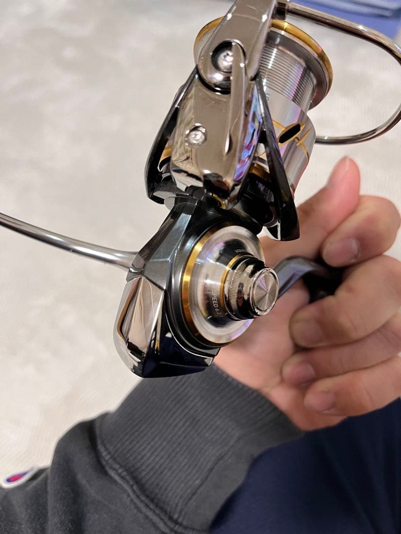 20 ルビアス　DAIWA LUVIAS LT2500-XH スピニングリール