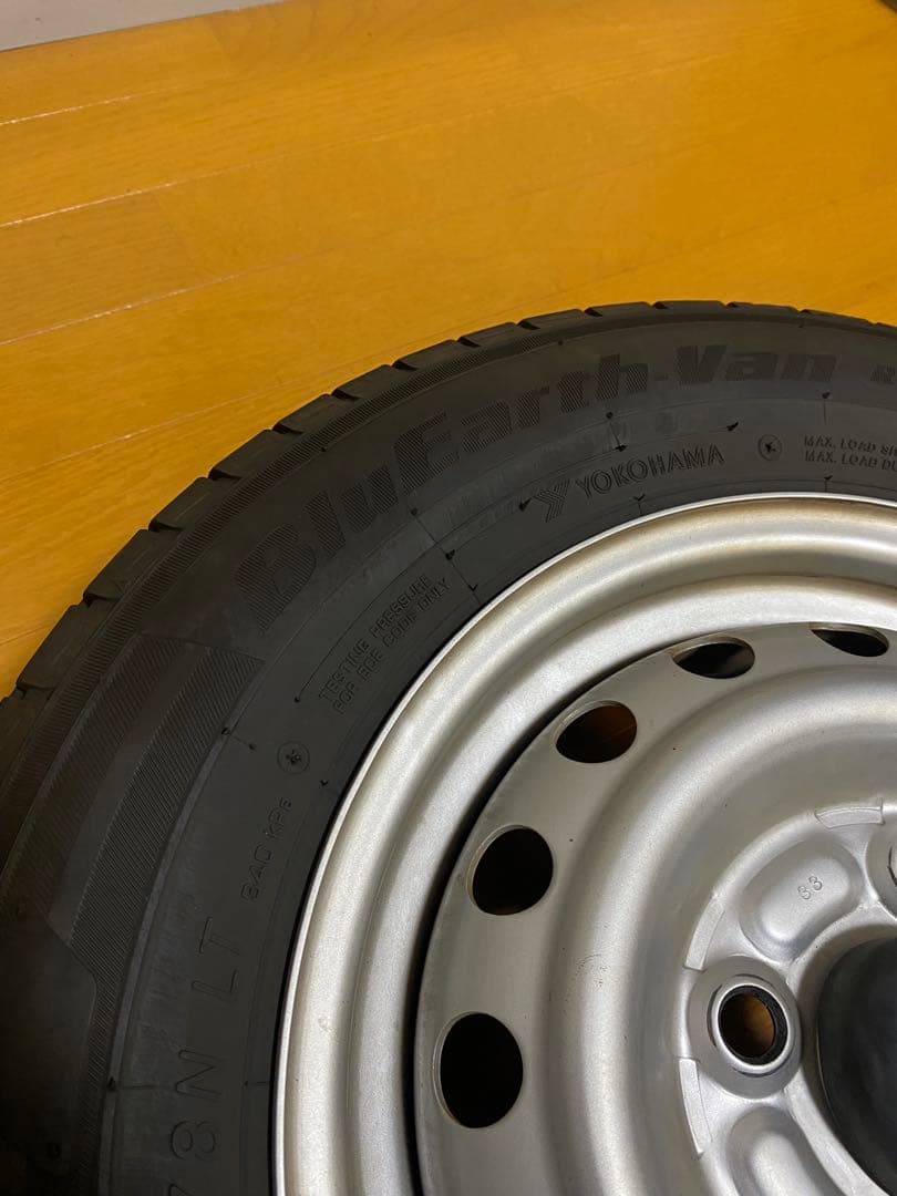 軽トラ　軽バン　ハイゼットカーゴ　純正タイヤ(4本セット)
