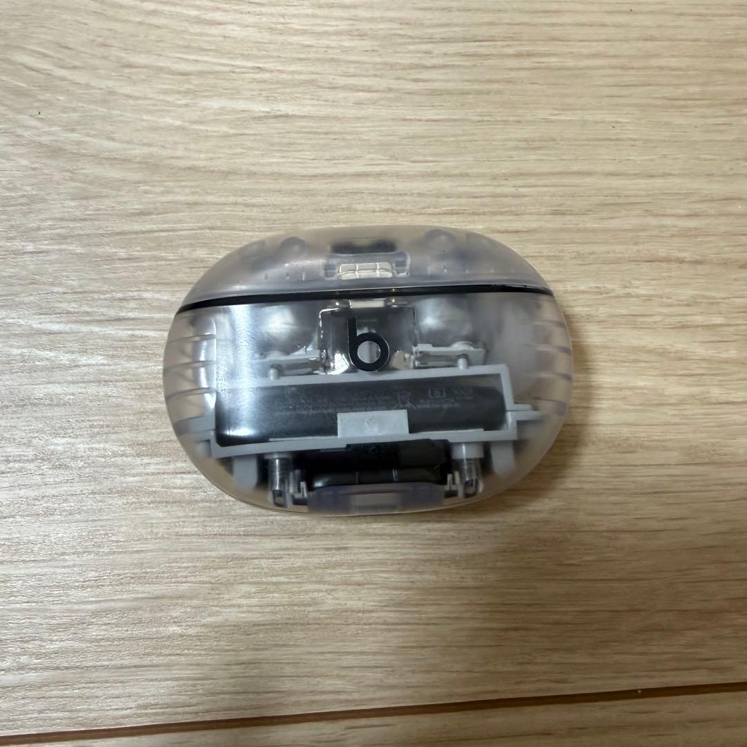 Beats Studio Buds + トランスペアレント