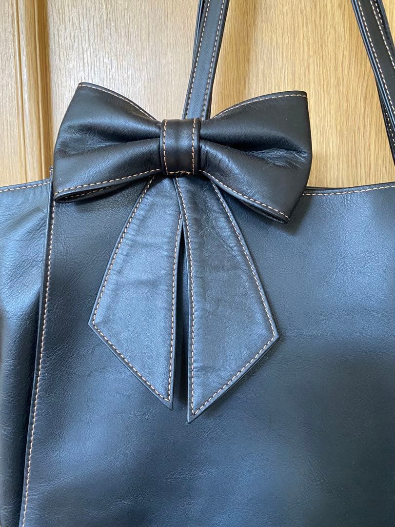 キタムラ 黒レザートートバッグ　(取り外しリボン付き) 大