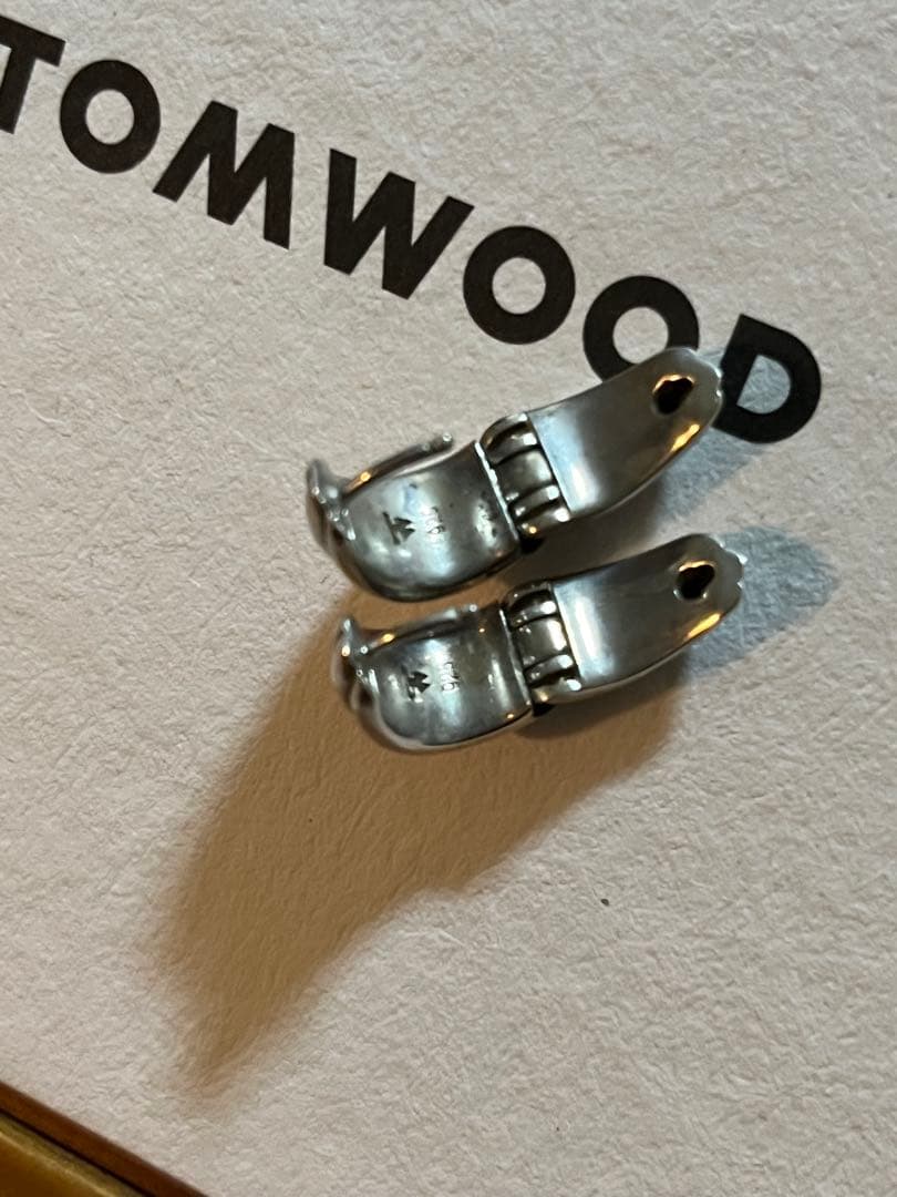 トムウッド　ピアス　両耳