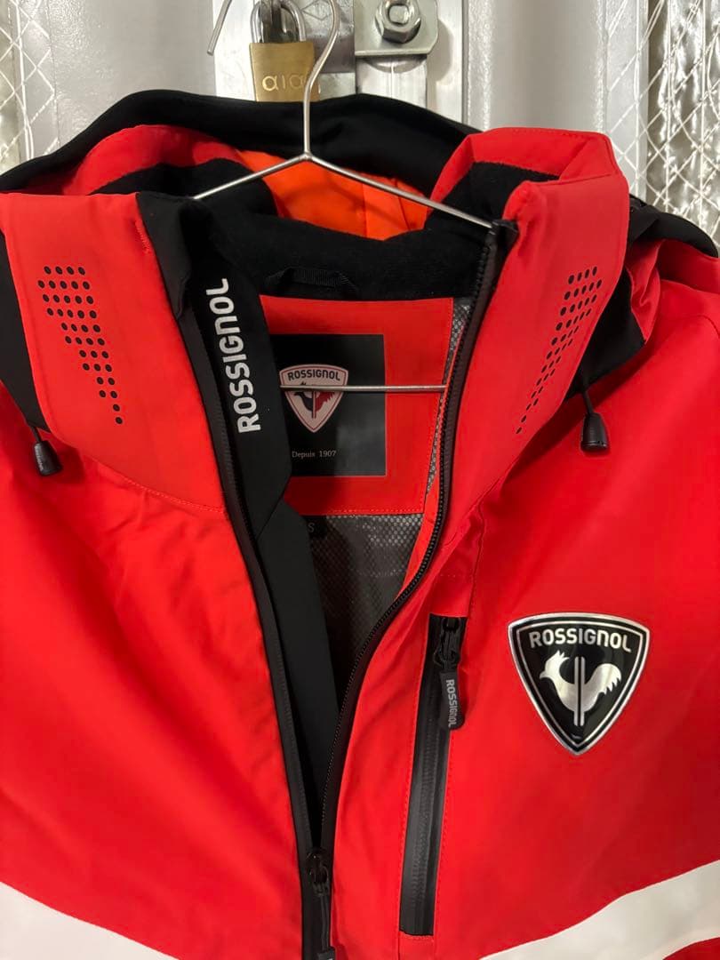 未使用ロシニョール　スキーウェア上下S