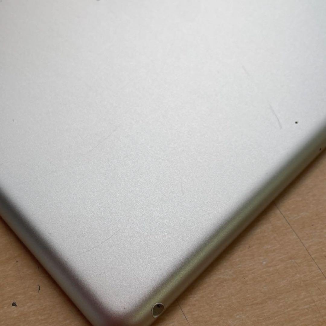 iPad 第6世代　A1893　Wi-Fiモデル　シルバー　32GB #9