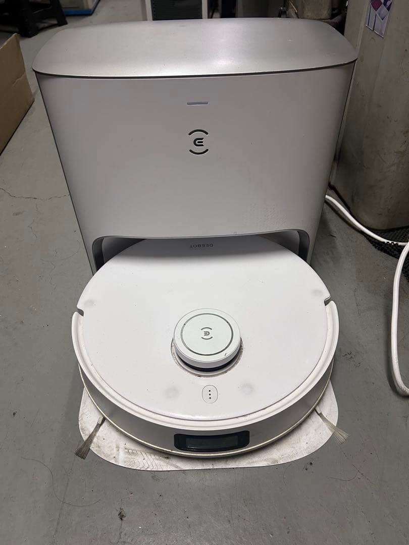 DEEBOT CH2117-W ロボット掃除機 2022年製　動作品動作確認した