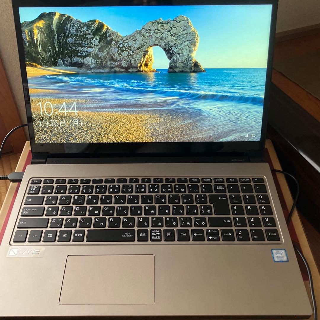 LAVIE NEXT ノートパソコン　15.6インチ美品ＮＥＣ