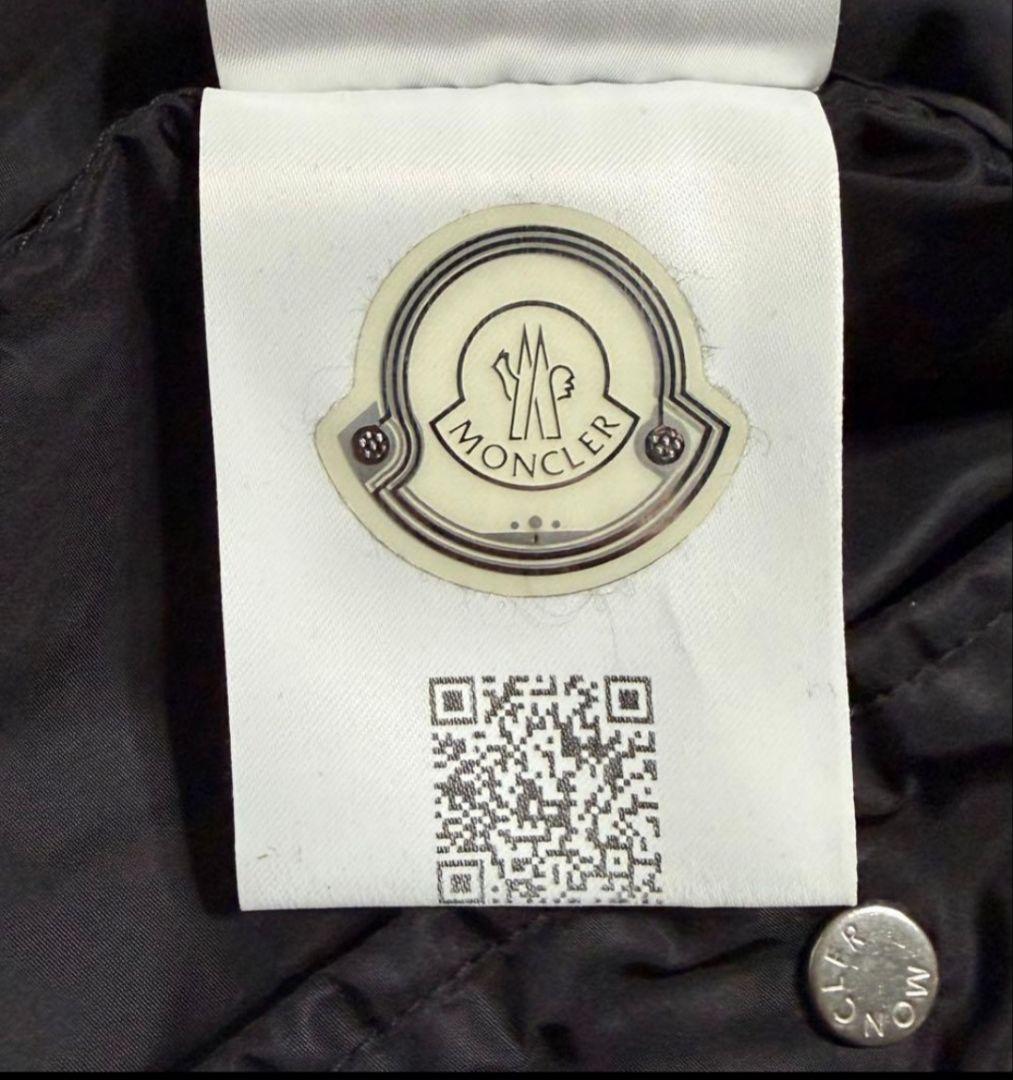 ほぼ未使用/美品　モンクレール　ナイロンパーカー　ナイロンジャケット