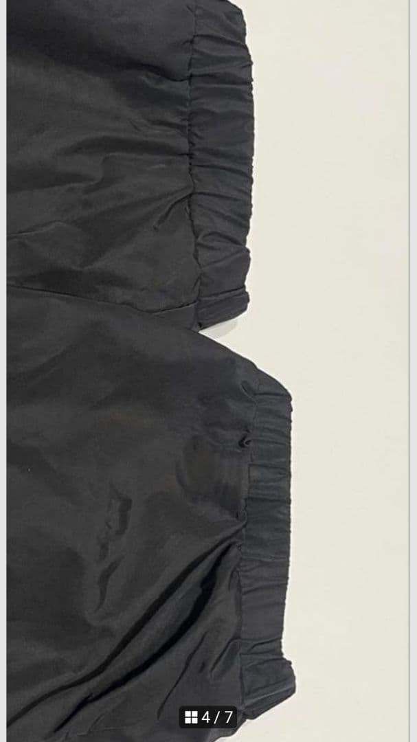 ほぼ未使用/美品　モンクレール　ナイロンパーカー　ナイロンジャケット