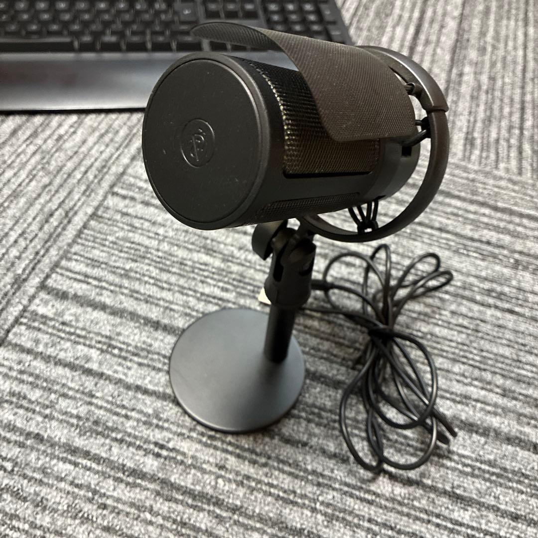 ゲーミングセット　ヘッドホン　マウス　キーボード　マウスパッド　マイクスタンド