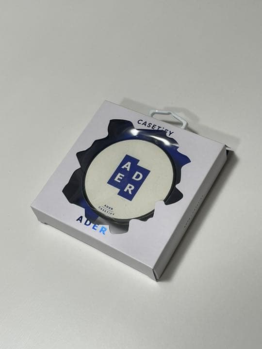 新品 ADERERROR アダーエラー ワイヤレス充電