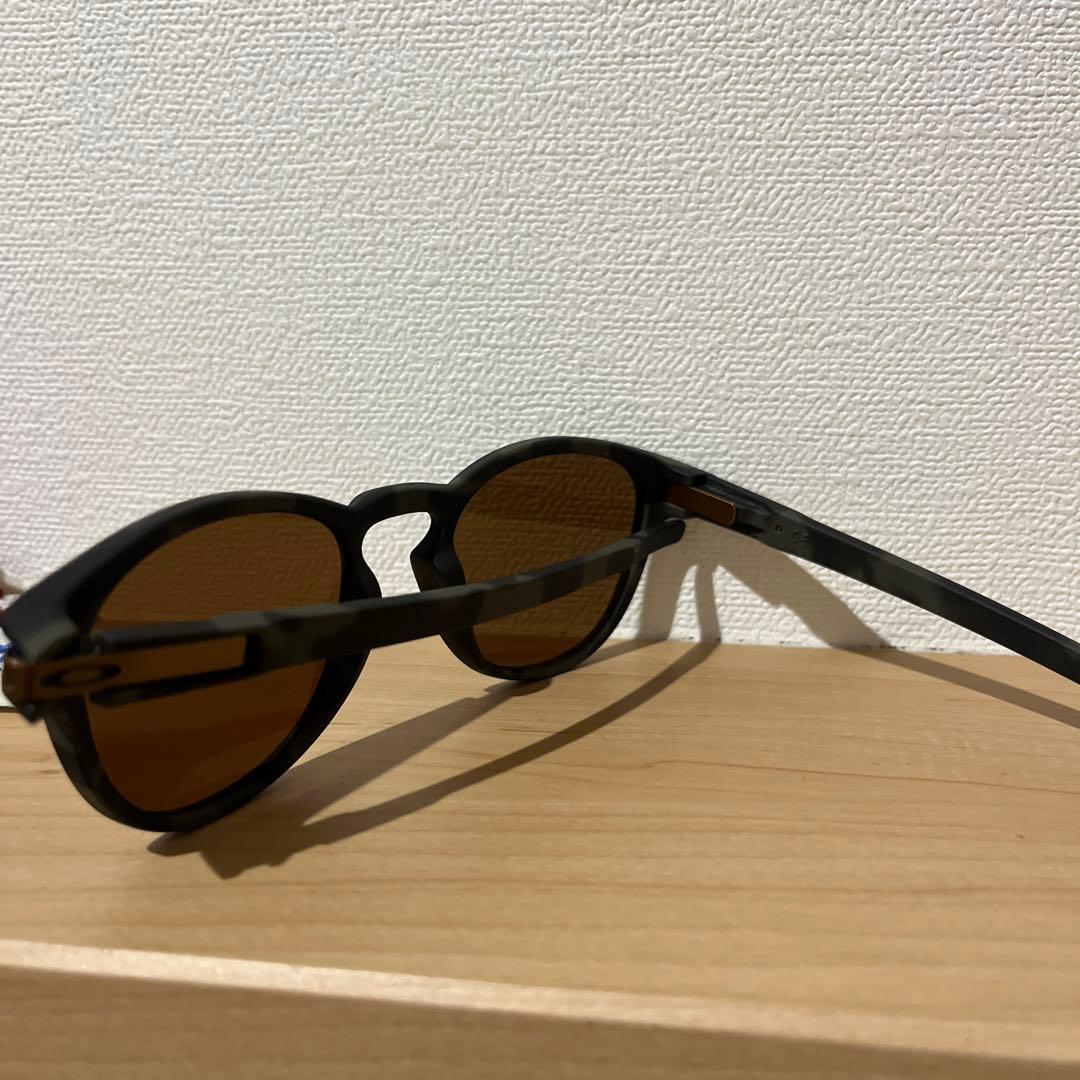Oakley オークリー latchラッチ　サングラス