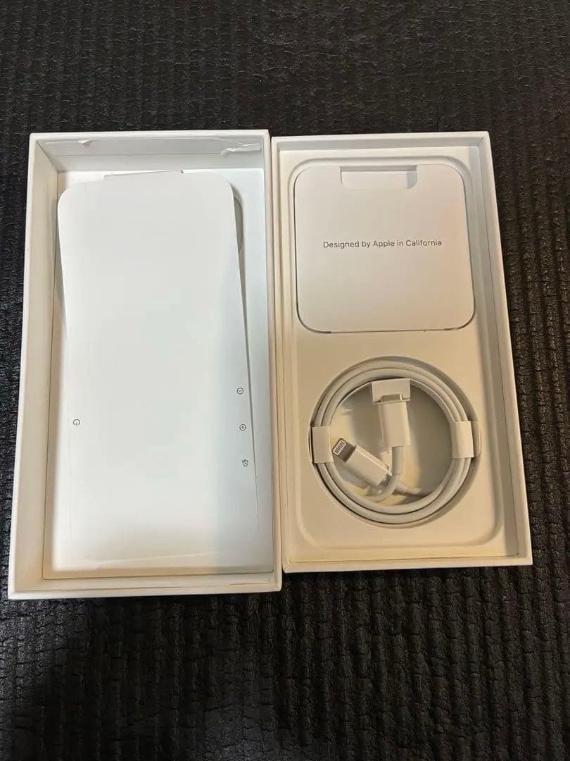 【超美品】Apple iPhone 13 グリーン 本体