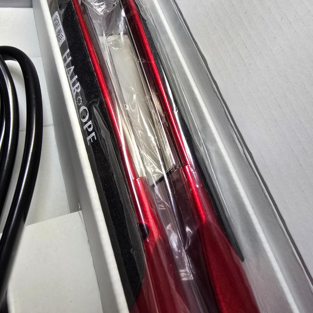 #サニープレイス 新品未使用11月購入　MGプラチナ輝髪アイロン赤