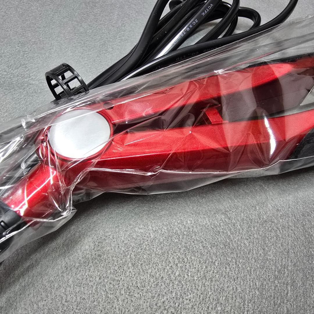 #サニープレイス 新品未使用11月購入　MGプラチナ輝髪アイロン赤