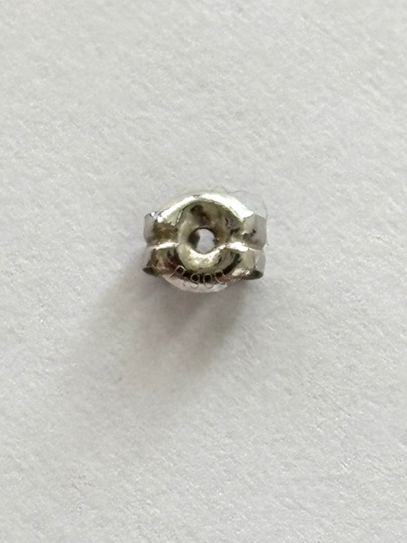 PT900 片耳ピアス　サファイア＆メレと縦長メレ各1点づつ　計2点まとめ