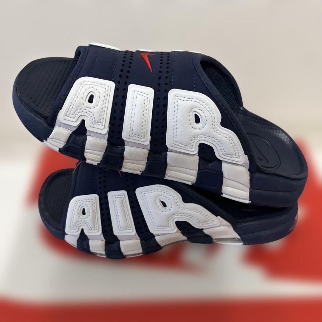 ナイキ エアモアアップテンポ スライド25cm ネイビー