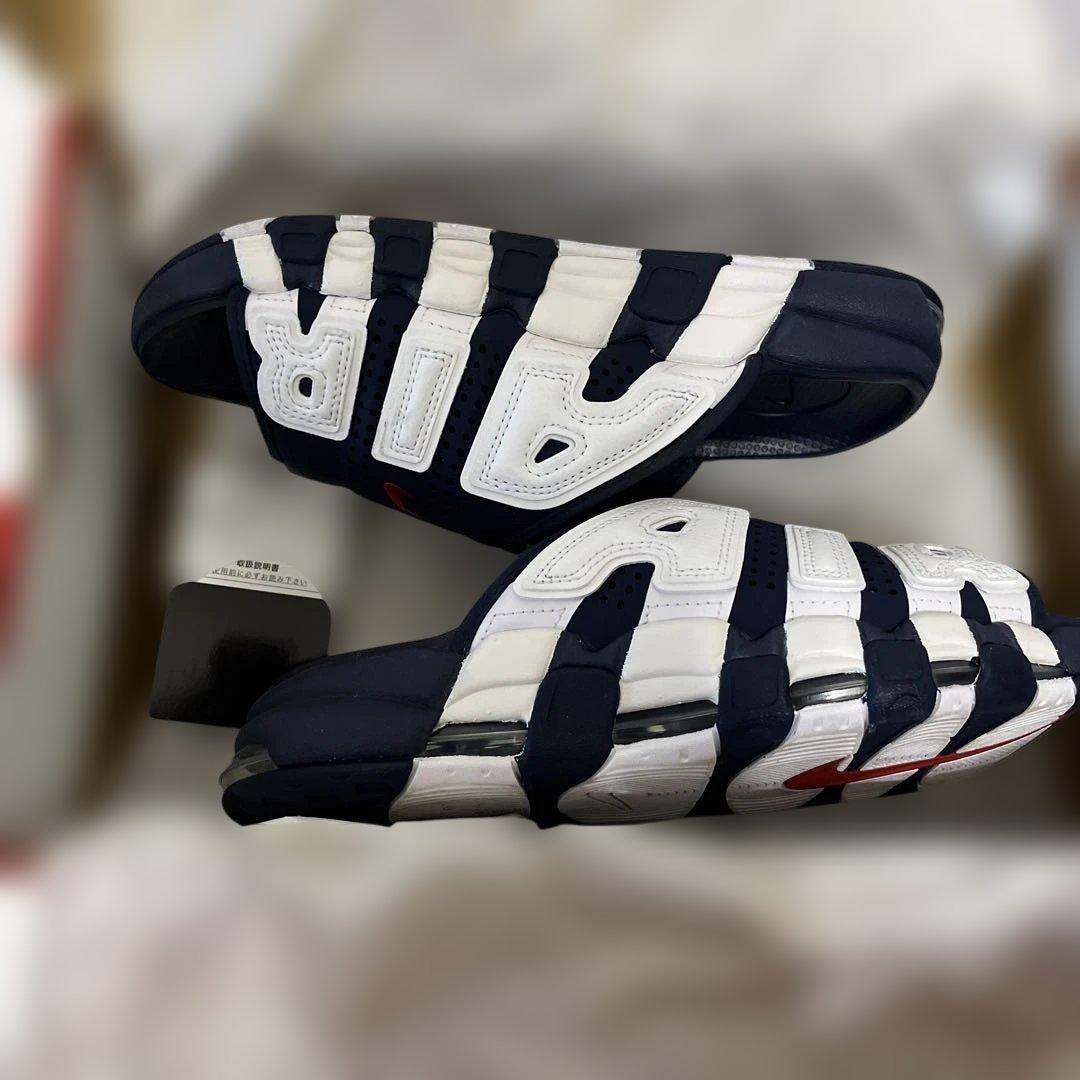 ナイキ エアモアアップテンポ スライド25cm ネイビー