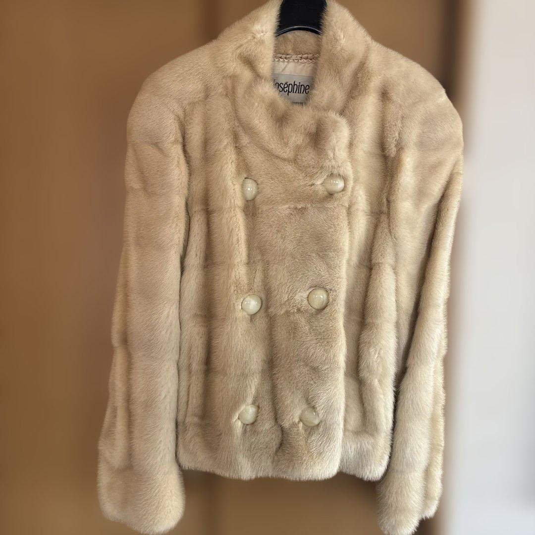 サガミンク7号ショート丈コート　カラーアイボリー・ベージュ