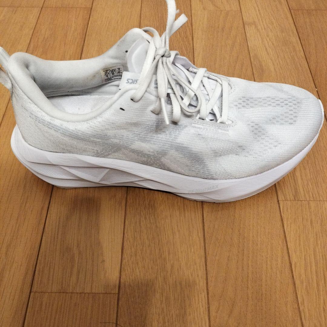 【asics】アシックス NOVABLAST5（ノヴァブラスト5） 27cm