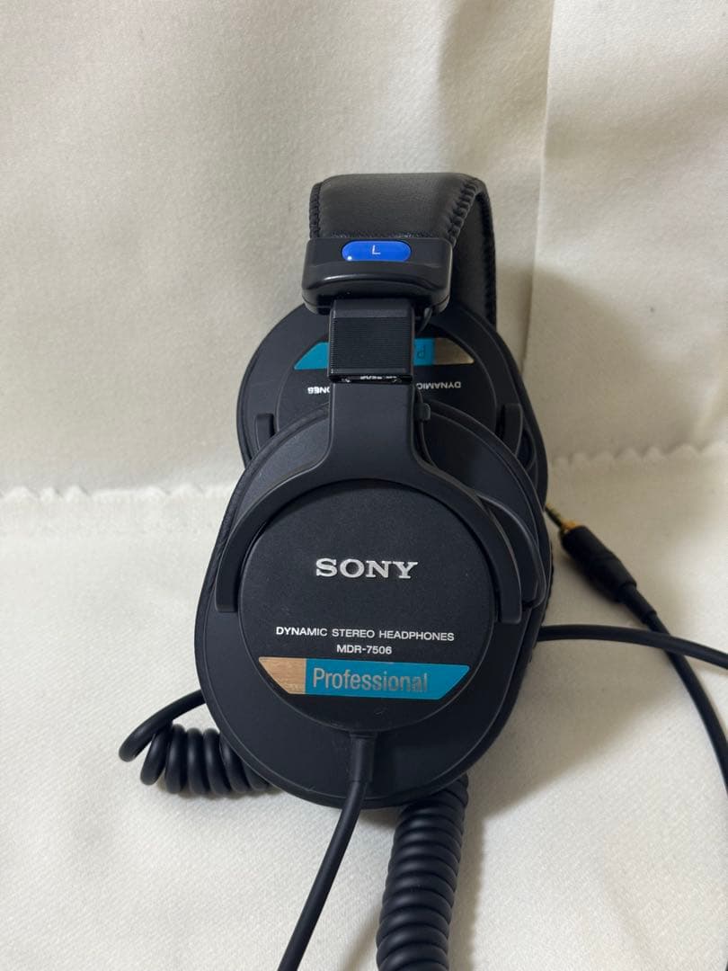 【美品・保証書付き】SONY MDR-7506 モニターヘッドホン